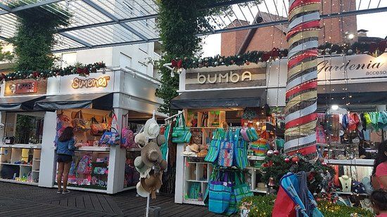la Plaza Pinamar